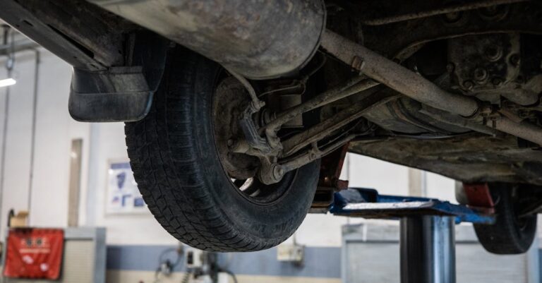 muffler-repair-signs-and-costs